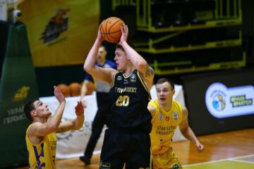 "Київ-Баскет" оголосив підписання бігмена Фреш-Стаханова 52