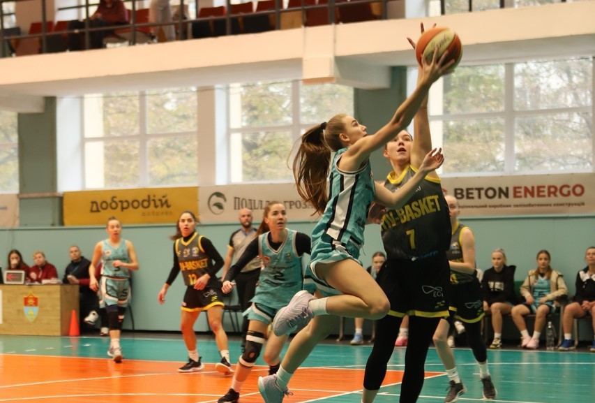 "Київ-Баскет" та "Вінниця-МудУніверситет" обмінялись перемогами у жіночій Суперлізі 13
