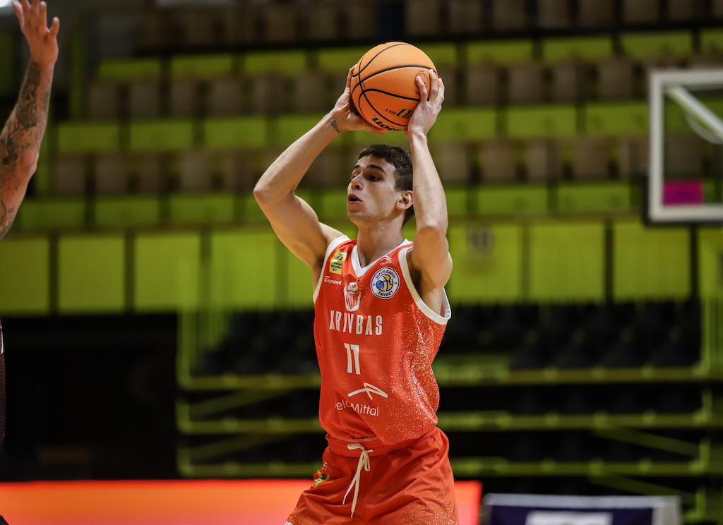 Суперліга. “Старий Луцьк” — “Кривбас” 72:56 1 - basket.com.ua