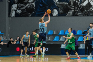 "Дніпро" обіграв "Запоріжжя" у другий день Меморіалу ім. ЗТУ Говорунова і ЗТУ Таслицького 50