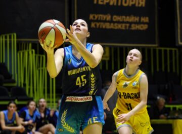 "Будівельник" виграв перший матч сезону після відновлення команди 29