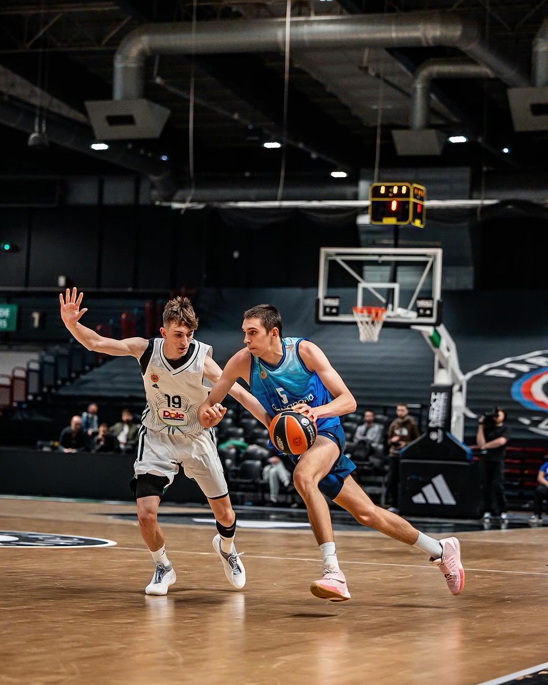 За Україну, за себе та за двох хлопців: хто може поїхати на «Ярмарок талантів» – чемпіонат Європи U-18 16 - basket.com.ua За Україну, за себе та за двох хлопців: хто може поїхати на «Ярмарок талантів» – чемпіонат Європи U-18 15 - basket.com.ua