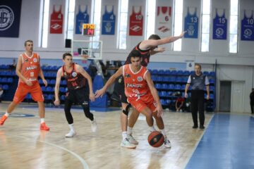 Лєв Кошеватський: “Виграти чемпіонат – це амбіційно. Так далеко я цілі поки не ставлю, наразі варто вигравати кожну гру” 61