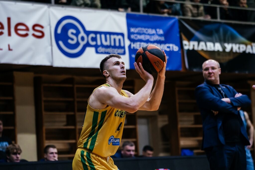 "Прикарпаття-Говерла" продовжила контракт з Іллею Кабацюрою 1