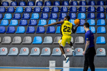 Суперліга. “Дніпро — “БІПА” 96:81 23 - basket.com.ua