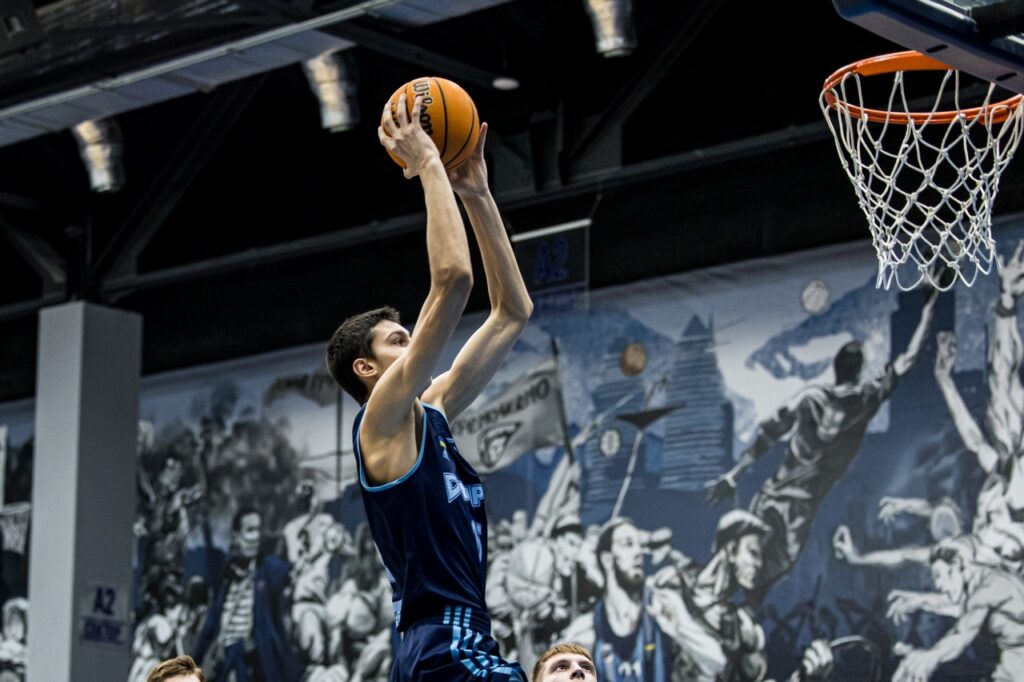 Аллейупи Дніпра, постер-данки Соловйова та Заплотинського — в топ-10 моментів першої частини сезону Суперліги 1