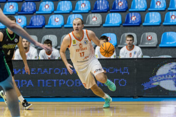 "Кривбас" провів суттєві зміни в складі перед стартом другого кола 30