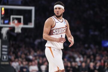 Переможний триочковий Букера - в топ-10 моментів дня в НБА 27 - basket.com.ua