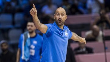 Вассіліс Спануліс: "Ми всі отримали дуже хороший урок на цьому Євробаскеті" 33