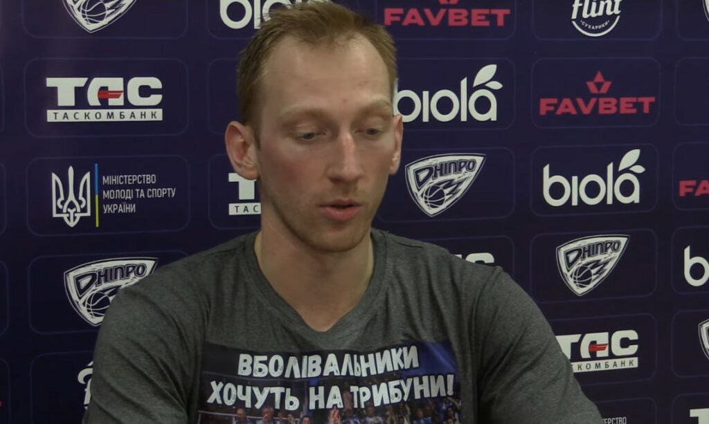 Валерій Кондратьєв: "Підняв би питання допустити глядачів і половину коштів віддавати на фонд допомоги ЗСУ" 5