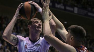 Артем Пустовий повторив рекорд екс-гравця декількох клубів НБА 49 - basket.com.ua