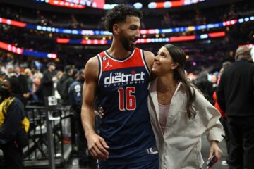 Аутсайдер НБА підписав трансферну ціль "Барселони" 57