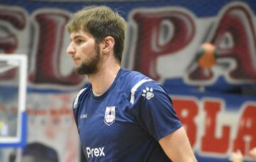 Українці за кордоном: Грицак, Константиновський 55