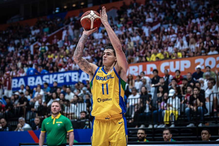 "Голден Стейт" запропонував трирічний контракт гравцю збірної Бразилії 1 - basket.com.ua
