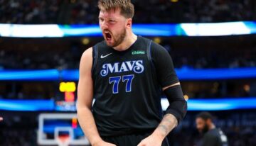 Лука Дончич на розминці влучив кидок за допомогою головного табло арени “Рокетс” 49 - basket.com.ua