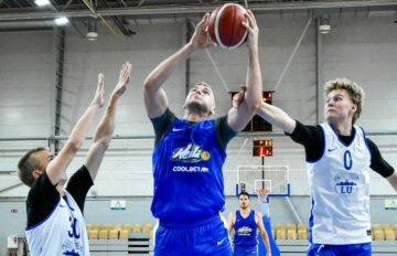 Українці за кордоном: Козак, Ліщина, Мироненко 59