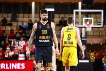 Дворазовий чемпіон Євроліги відхилив пропозицію на 60 тисяч доларів на місяць від турецького клубу 57