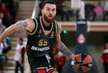 "У "Пао" я був Робіном, тепер все буде навпаки": Джеймс відреагував на підписання Ніка Калатеса 53