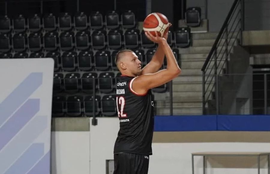 Українці за кордоном: Герун, Антипов 1