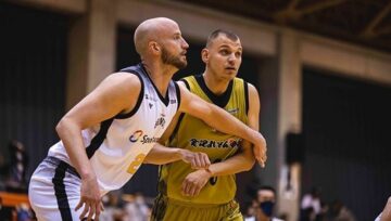 Українці за кордоном: Анікієнко, Антіпов, Бояркін, Фролов, Семерич, Шеліст, Яйло, Здирка, Тітов 33 - basket.com.ua