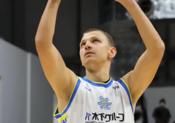 Українці за кордоном: Бояркін, Антіпов, Кобзистий, Яйло, Бойко, Путра, Яцковець, Юркевичюс, Уро-Ніле 31