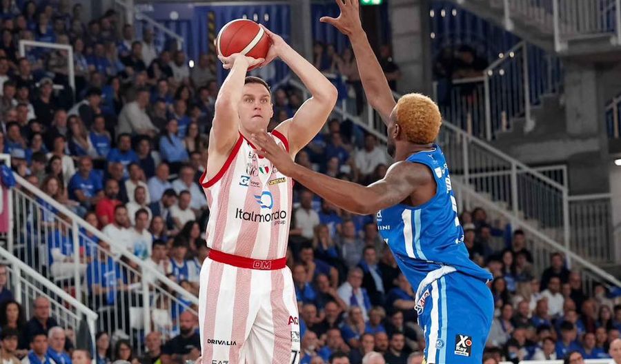 Чемпіонат Італії, плей-оф: визначився перший фіналіст турніру 1