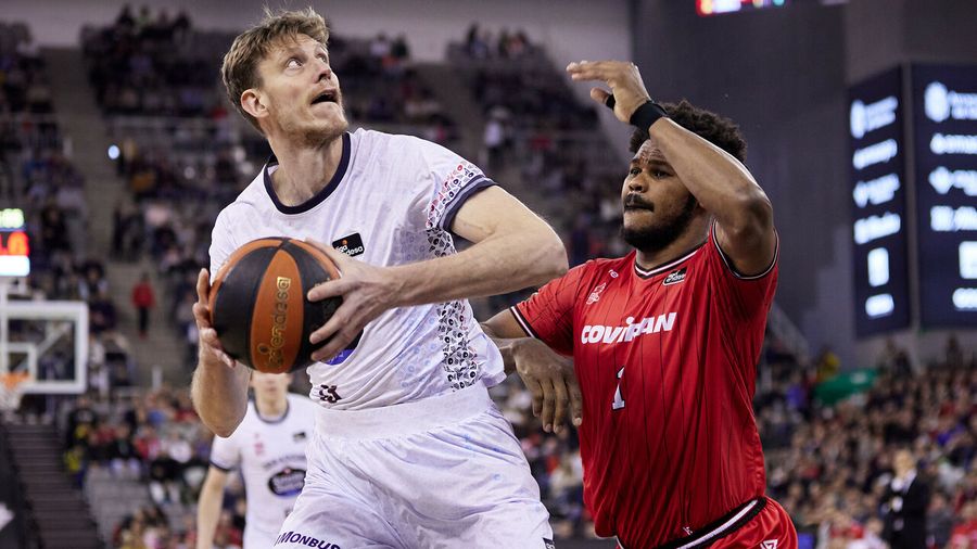 Артем Пустовий піднявся на третє місце за рейтингом ефективності в історії "Обрадойро" 1 - basket.com.ua