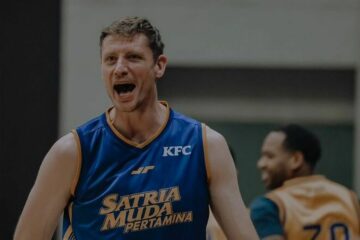 Українці за кордоном: Пустовий відіграв сильний матч в чемпіонаті Індонезії 57 - basket.com.ua