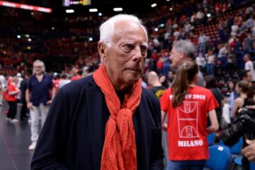 Джорджо Армані пояснив, чому “Мілан” підписав Міротича 39 - basket.com.ua