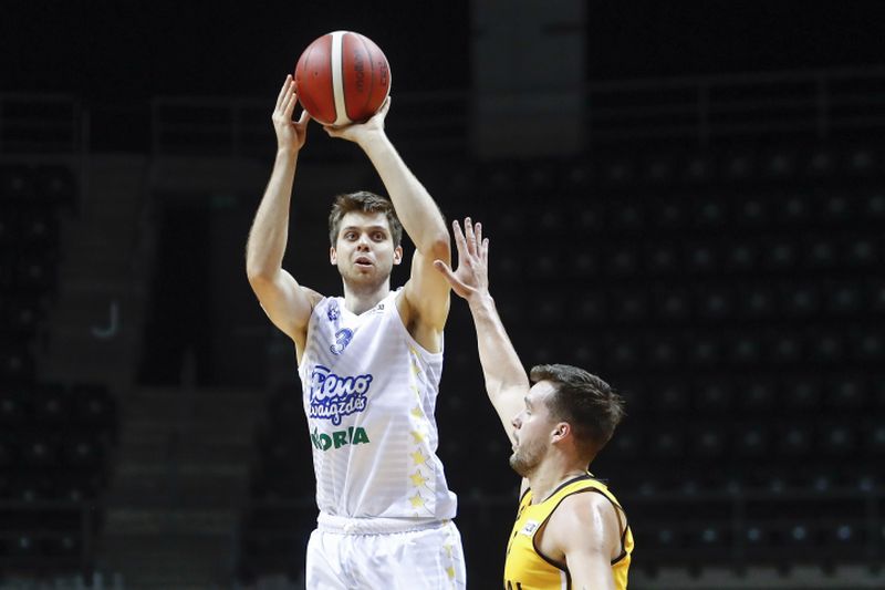 Артем Ковальов визначився з клубом на наступний сезон 2 - basket.com.ua Артем Ковальов визначився з клубом на наступний сезон 1 - basket.com.ua