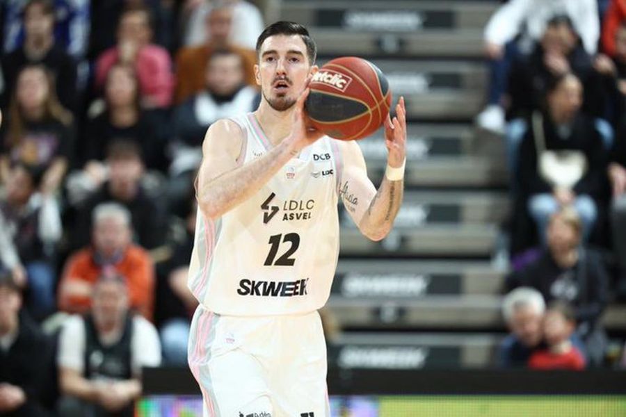Аутсайдер Євроліги зберіг у складі одного легендарного ветерана 2 - basket.com.ua Аутсайдер Євроліги зберіг у складі одного легендарного ветерана 1 - basket.com.ua