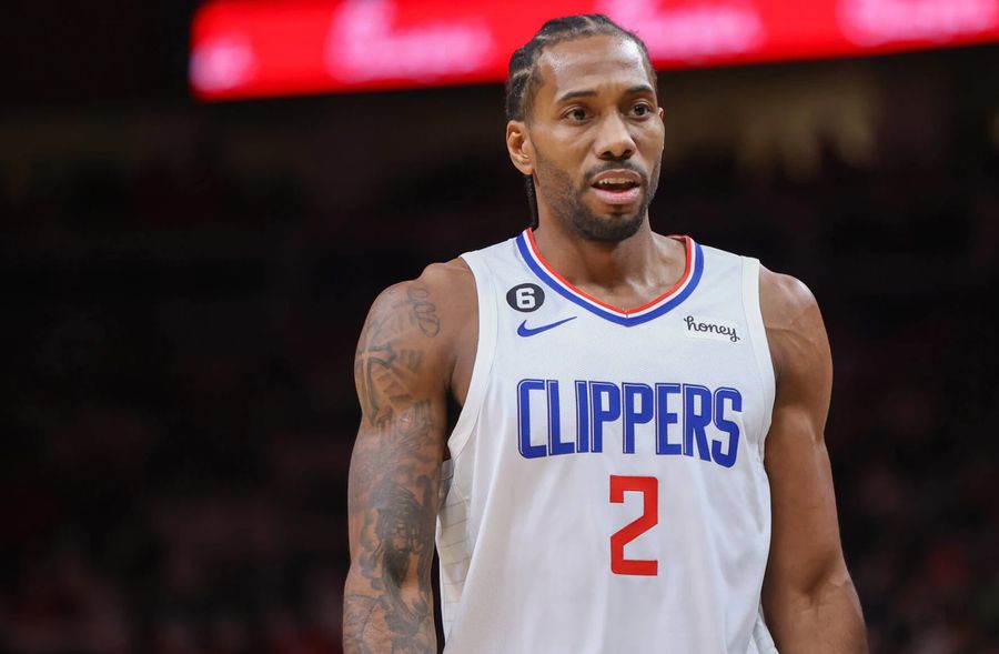 Кавай Ленард восьмий раз поспіль програв другий матч у серії плей-оф 2 - basket.com.ua Кавай Ленард восьмий раз поспіль програв другий матч у серії плей-оф 1 - basket.com.ua