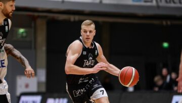 Українці за кордоном: Петров, Шундель 55