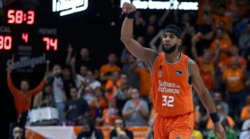 Гравець "Валенсії" повторив досягнення Арвідаса Сабоніса 31-річної давнини 49 - basket.com.ua