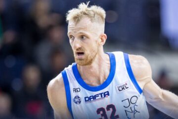 Українці за кордоном: Герун, Кличко, Павлов, Крутоус, Зотов, Близнюк 45