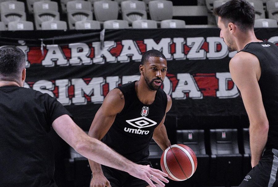 Чемпіонат Туреччини, 7-й тур: результати матчів 12 листопада 2 - basket.com.ua Чемпіонат Туреччини, 7-й тур: результати матчів 12 листопада 1 - basket.com.ua