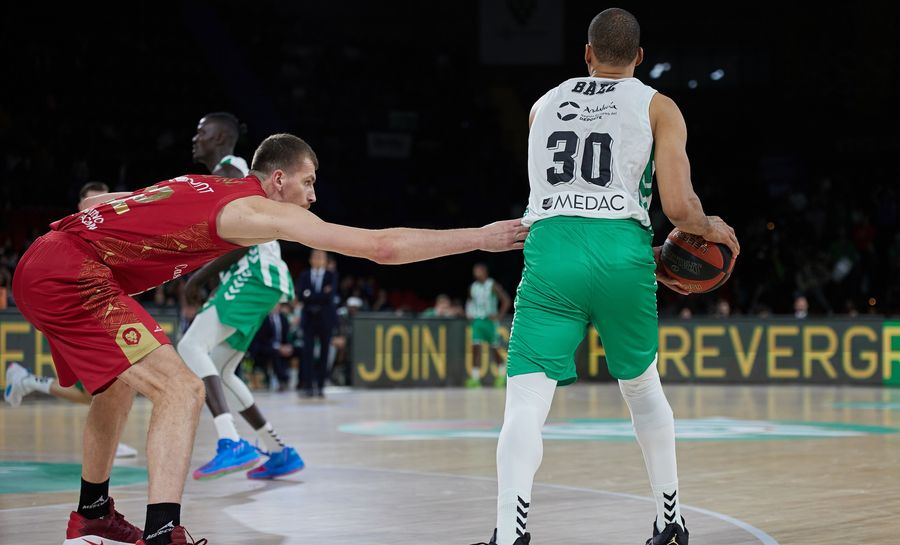Чемпіонат Іспанії: Герун не грав, інші результати матчів 19 листопада 2 - basket.com.ua Чемпіонат Іспанії: Герун не грав, інші результати матчів 19 листопада 1 - basket.com.ua
