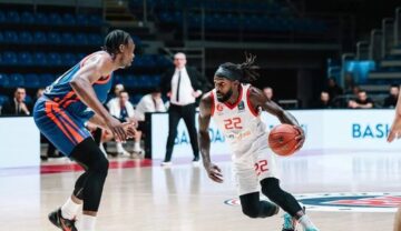 Два топ-клуби Євроліги претендують на Патріка Беверлі 23