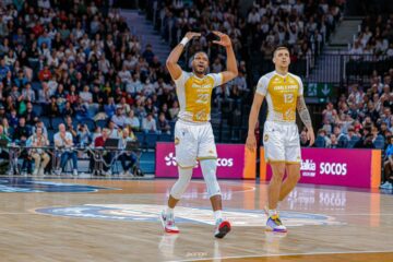 Українці за кордоном: Бобров, Петров, Мішула - віце-чемпіон Кіпру 41 - basket.com.ua