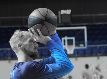 Українці за кордоном: Близнюк, Шевченко, Яцковець, Путра 23