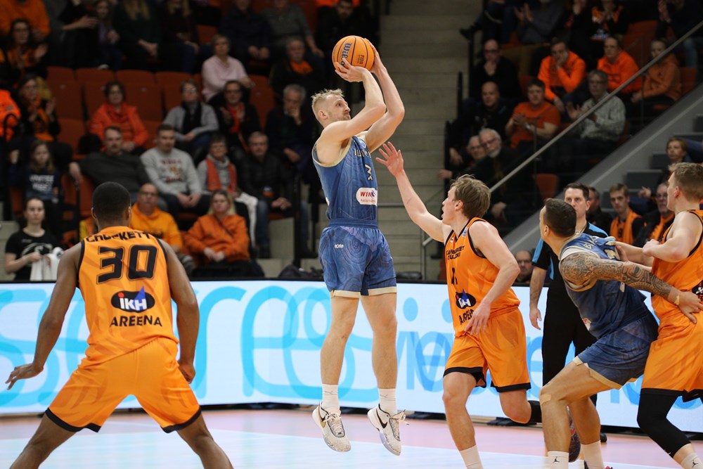 Кубок Європи ФІБА. “Будівельник” — “Левіце” 72:82 1 - basket.com.ua