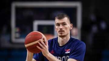 З'явилася нова інформація по гравцю збірної Сербії, який втратив нирку на чемпіонаті світу 23 - basket.com.ua