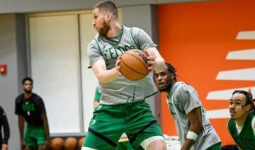 Дуель Михайлюка та Леня. "Бостон" був близький до сенсаційної поразки 41 - basket.com.ua