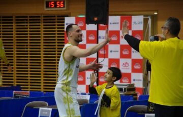 Українці за кордоном: Бояркін, Антіпов, Чумаков, Фролов, Пашкевич, Кожем'якін, Тітов 29