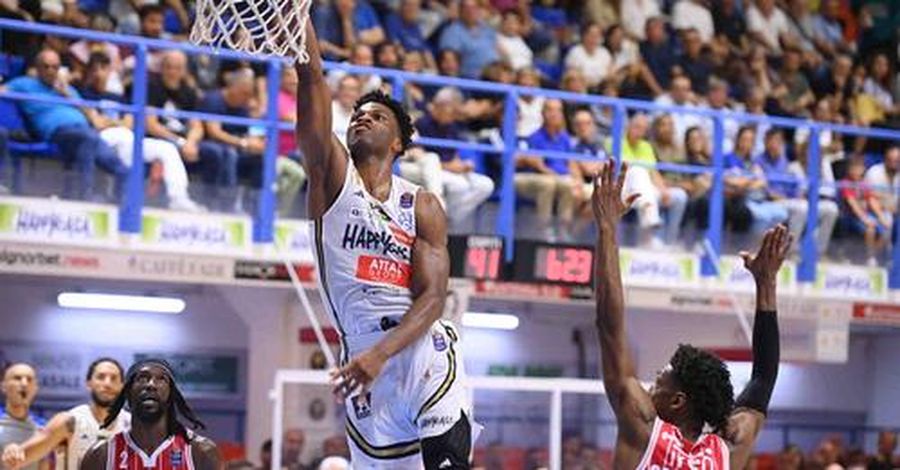 Чемпіонат Італії: результати матчів 4 жовтня 2 - basket.com.ua Чемпіонат Італії: результати матчів 4 жовтня 1 - basket.com.ua