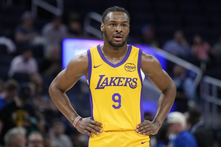 "Лейкерс" втратили Бронні Джеймса через травму після одного невдалого матчу 2 - basket.com.ua "Лейкерс" втратили Бронні Джеймса через травму після одного невдалого матчу 1 - basket.com.ua