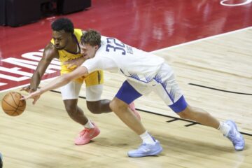 Купер Флегг прокоментував провальний дебют за "Даллас". Він набрав лише на 2 очки більше Бронні 31