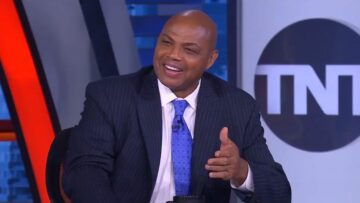 Чарльз Барклі закликав НБА зжалитися над дискваліфікованим гравцем "Торонто" 25