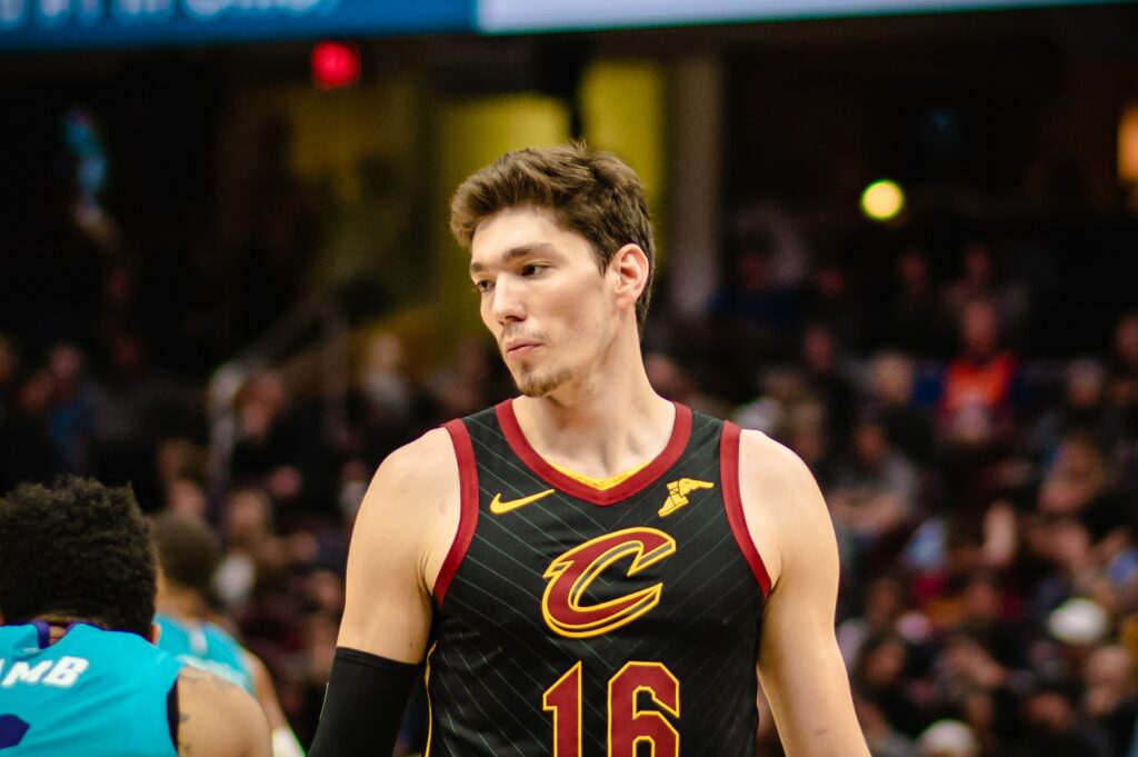 "Клівленд" може обміняти Джеді Османа на Джея Краудера 1 - basket.com.ua