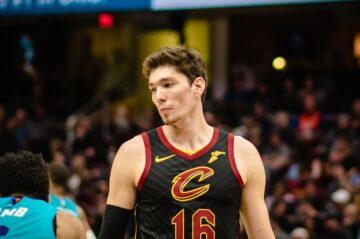 "Клівленд" може обміняти Джеді Османа на Джея Краудера 43 - basket.com.ua